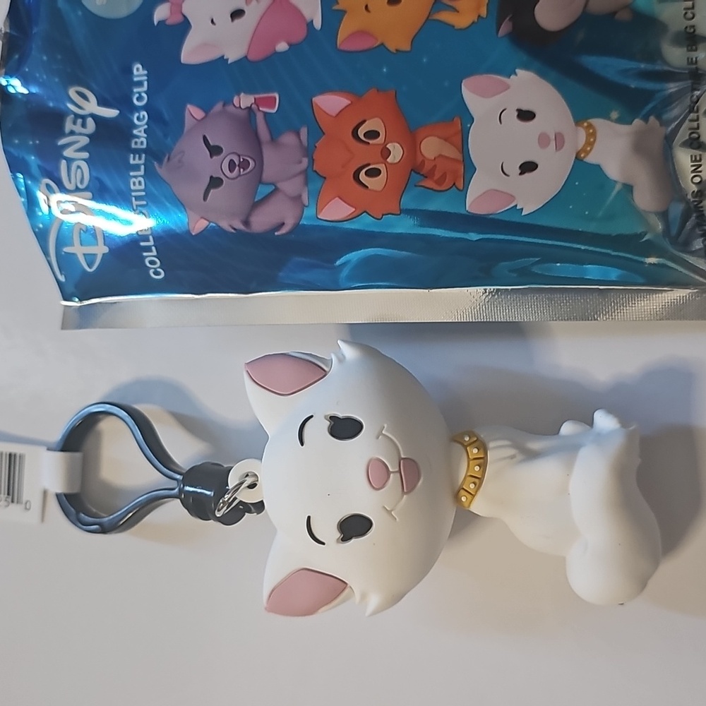 Disney Monogram Cats Aristocats Duchess Bag Clip Keychain
